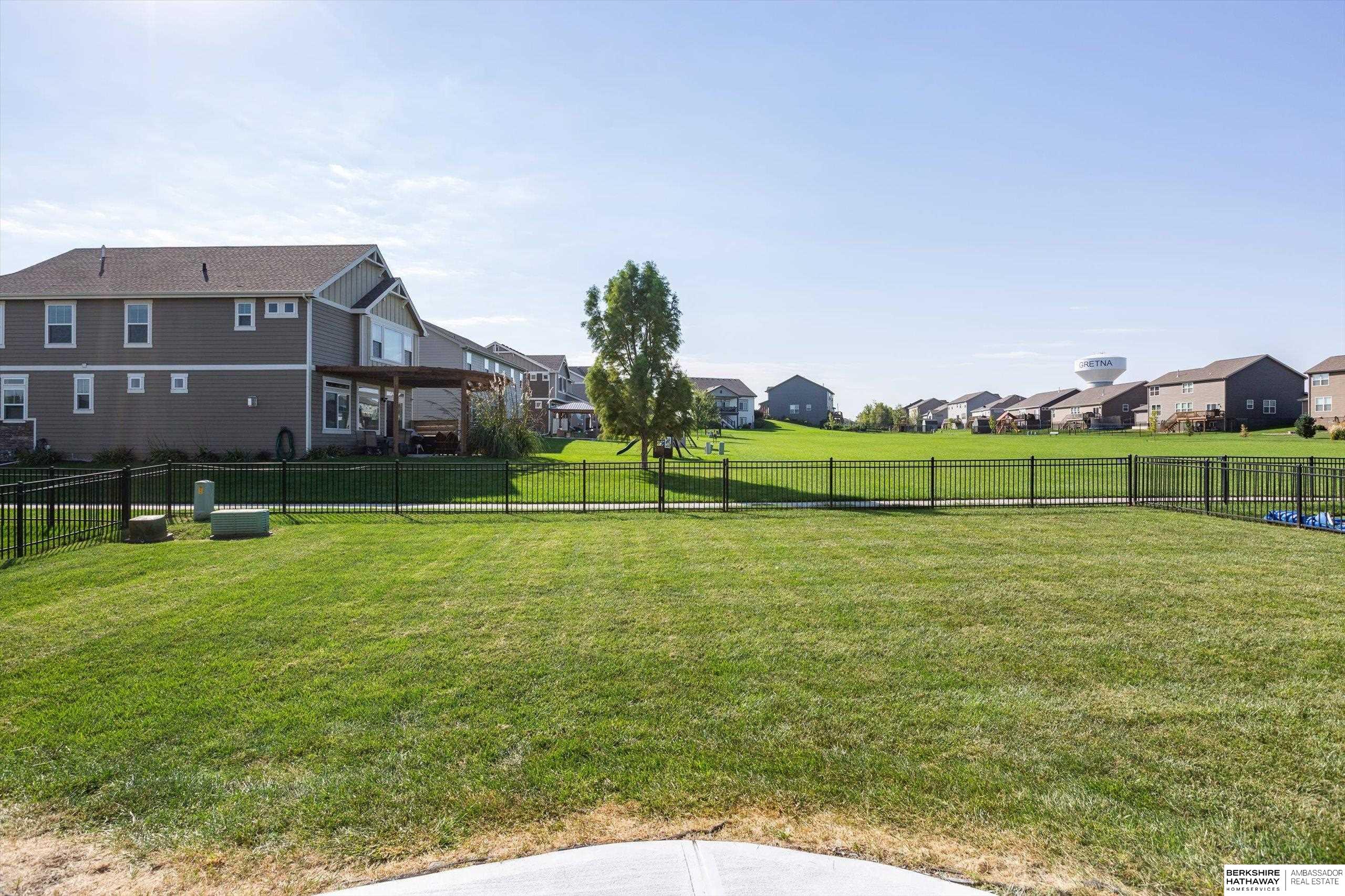 Gretna, Nebraska 68028, United States, 4 Bedrooms Bedrooms, ,2 BathroomsBathrooms,Residential,Active,222280