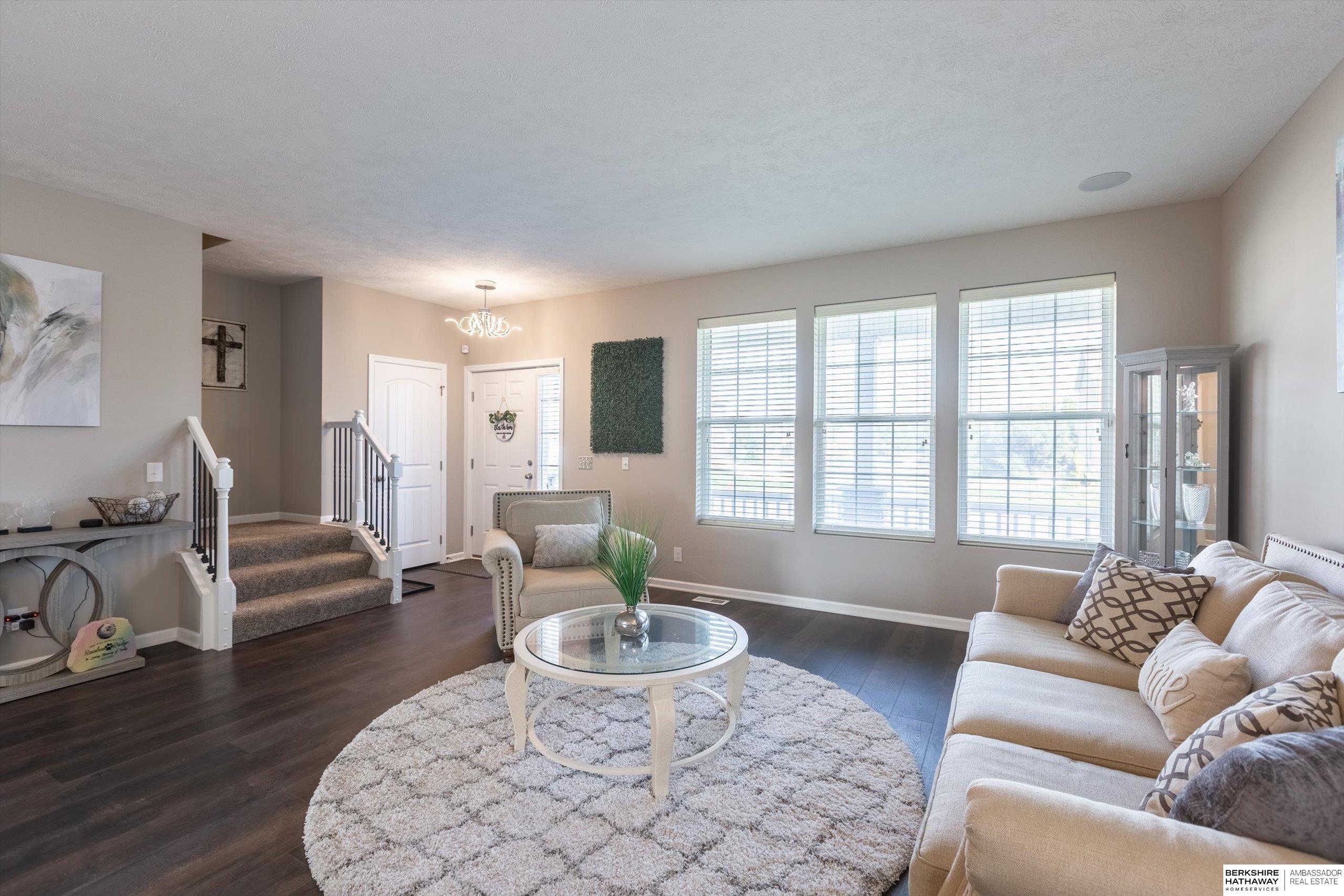 Gretna, Nebraska 68028, United States, 4 Bedrooms Bedrooms, ,2 BathroomsBathrooms,Residential,Active,222280