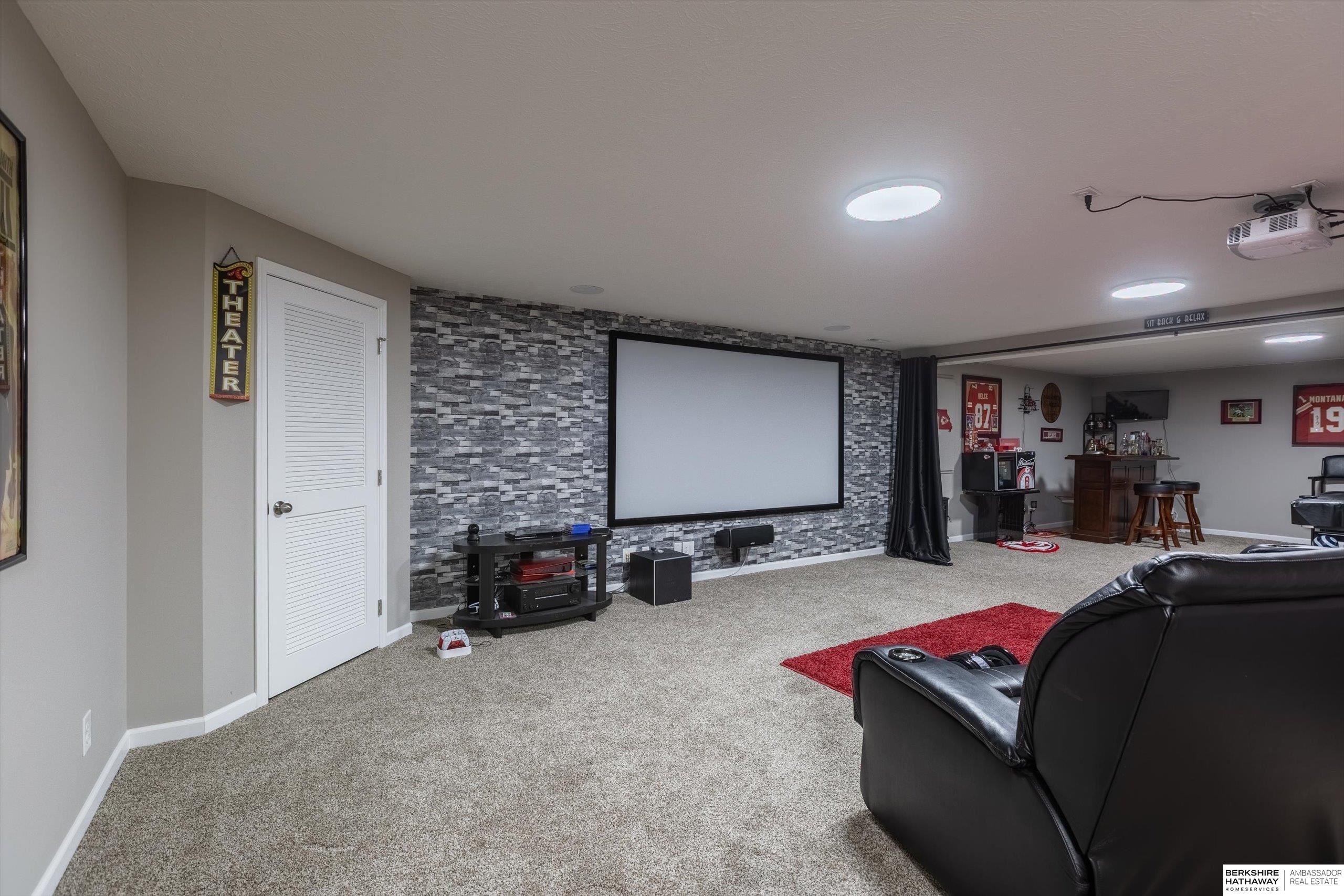 Gretna, Nebraska 68028, United States, 4 Bedrooms Bedrooms, ,2 BathroomsBathrooms,Residential,Active,222280