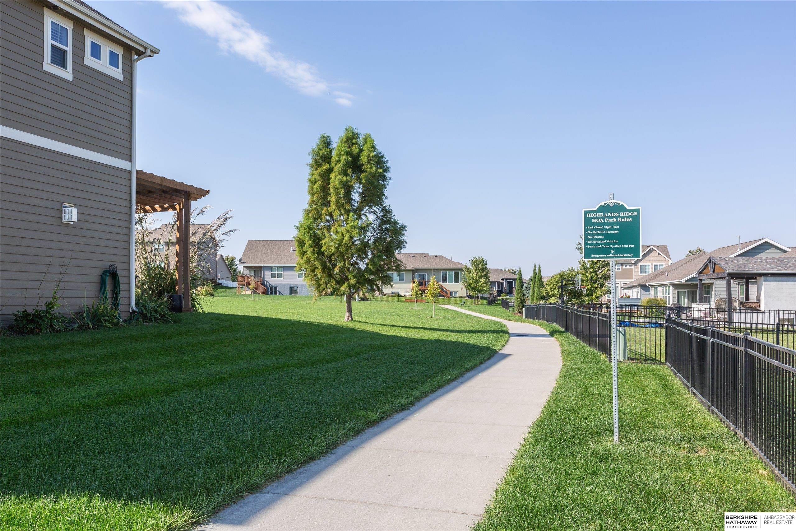 Gretna, Nebraska 68028, United States, 4 Bedrooms Bedrooms, ,2 BathroomsBathrooms,Residential,Active,222280