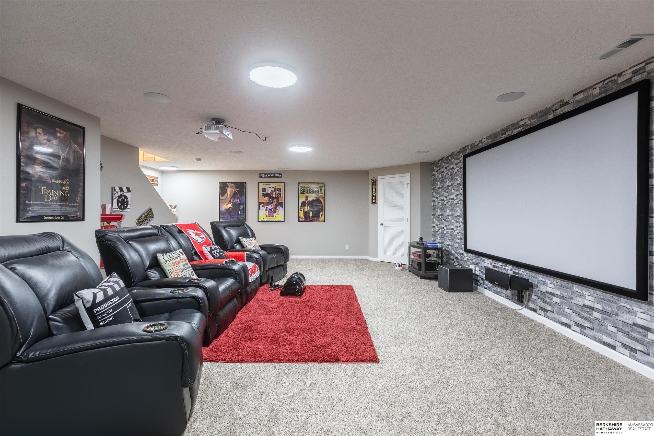 Gretna, Nebraska 68028, United States, 4 Bedrooms Bedrooms, ,2 BathroomsBathrooms,Residential,Active,222280