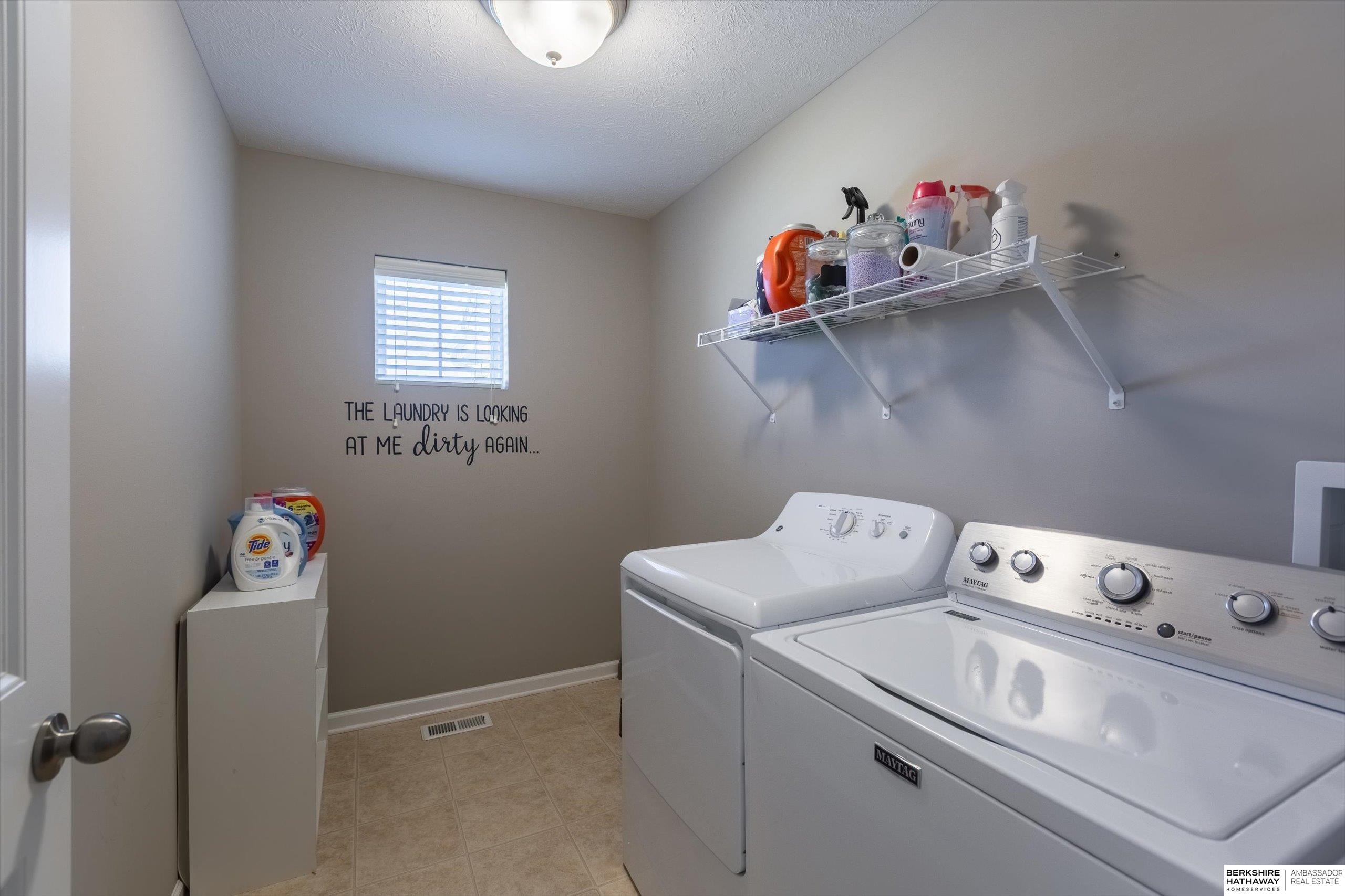 Gretna, Nebraska 68028, United States, 4 Bedrooms Bedrooms, ,2 BathroomsBathrooms,Residential,Active,222280