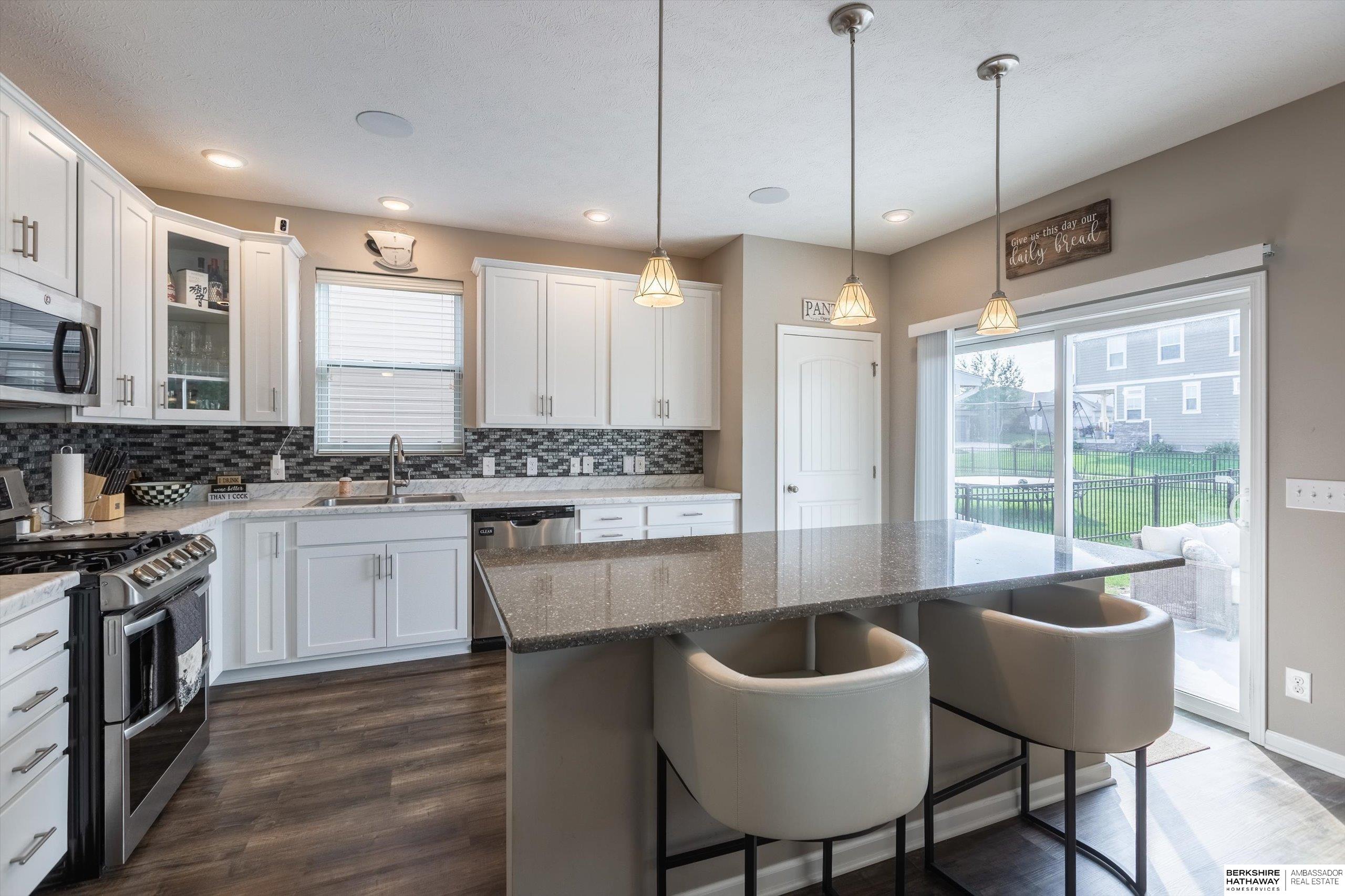 Gretna, Nebraska 68028, United States, 4 Bedrooms Bedrooms, ,2 BathroomsBathrooms,Residential,Active,222280