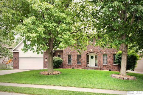 Photo of 1421 S 175 Avenue, Omaha, NE 68130 (MLS # 22614149)