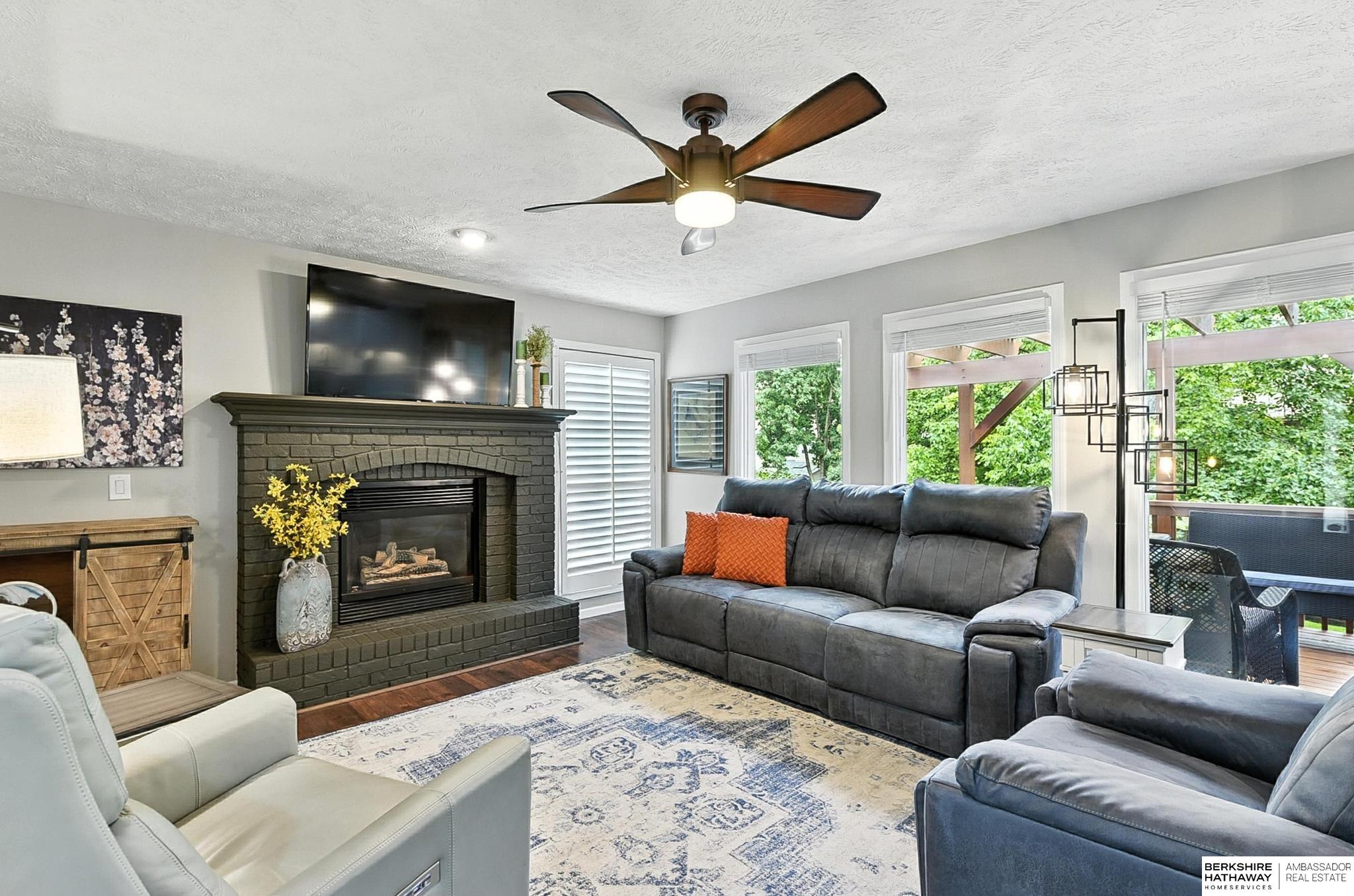 Omaha, Nebraska 68135, United States, 4 Bedrooms Bedrooms, ,3 BathroomsBathrooms,Residential,Active,197316