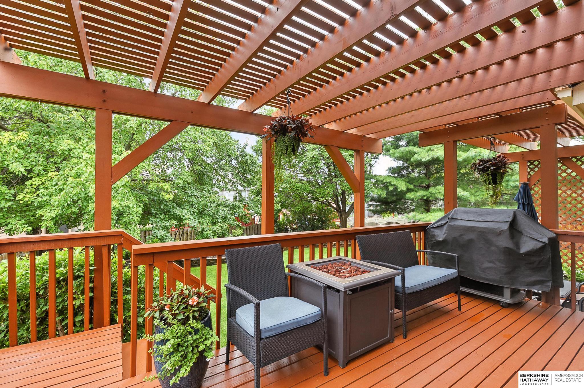 Omaha, Nebraska 68135, United States, 4 Bedrooms Bedrooms, ,3 BathroomsBathrooms,Residential,Active,197316