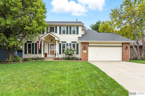 Photo of 17239 Orchard Avenue, Omaha, NE 68135 (MLS # 22523936)