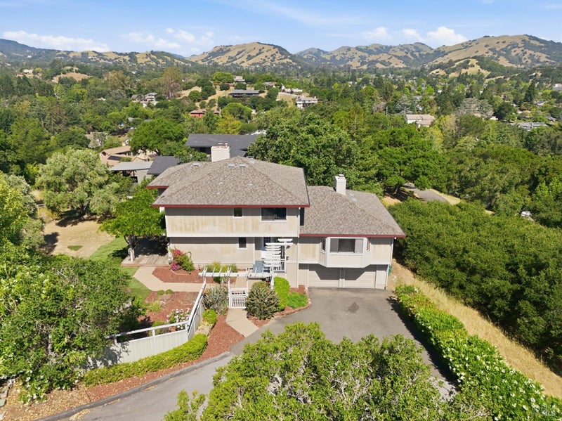 4 Harris Hill Drive