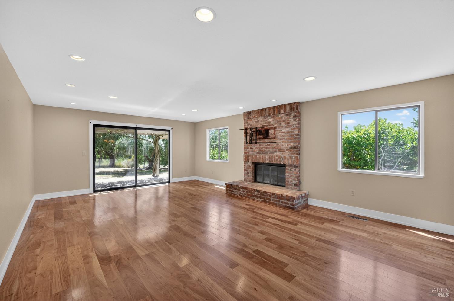 4 Harris Hill Drive