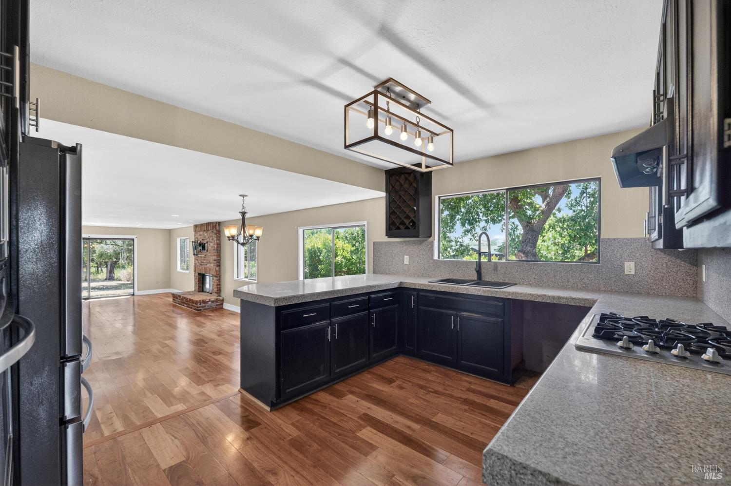 4 Harris Hill Drive