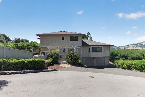Property photo of 4 Harris Hill Drive, Novato, CA 94947