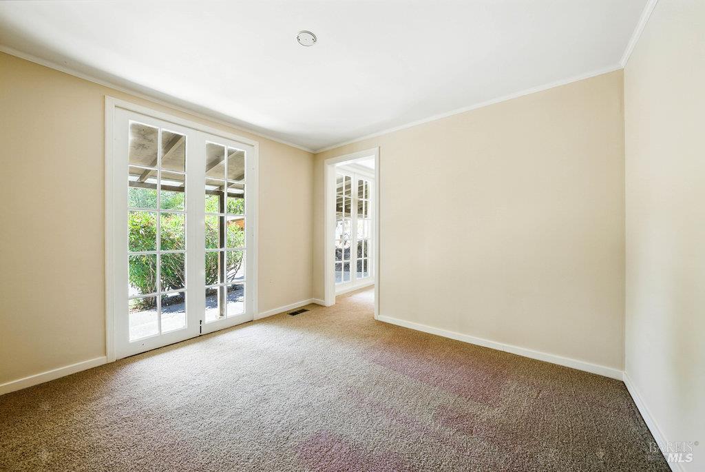 San Rafael, California 94901, United States, 3 Bedrooms Bedrooms, ,4 BathroomsBathrooms,Residential,Pending,203548