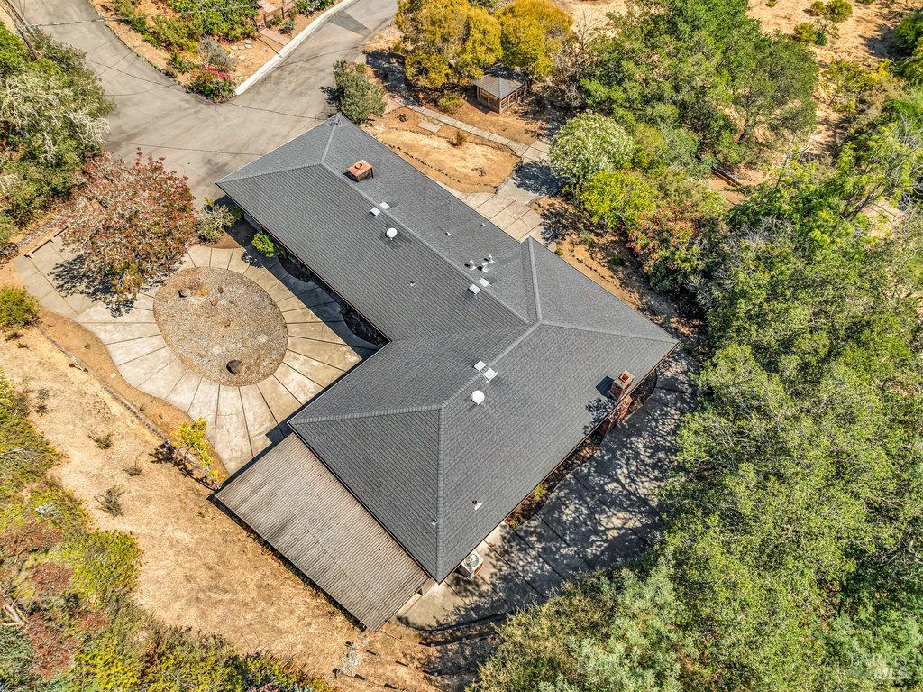 San Rafael, California 94901, United States, 3 Bedrooms Bedrooms, ,4 BathroomsBathrooms,Residential,Pending,203548