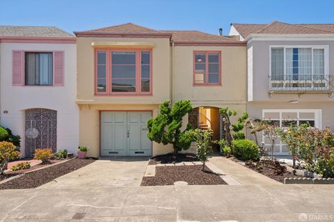 2 beds bed, 1 baths bath property at 31 Middlefield Drive, San Francisco, CA 94132