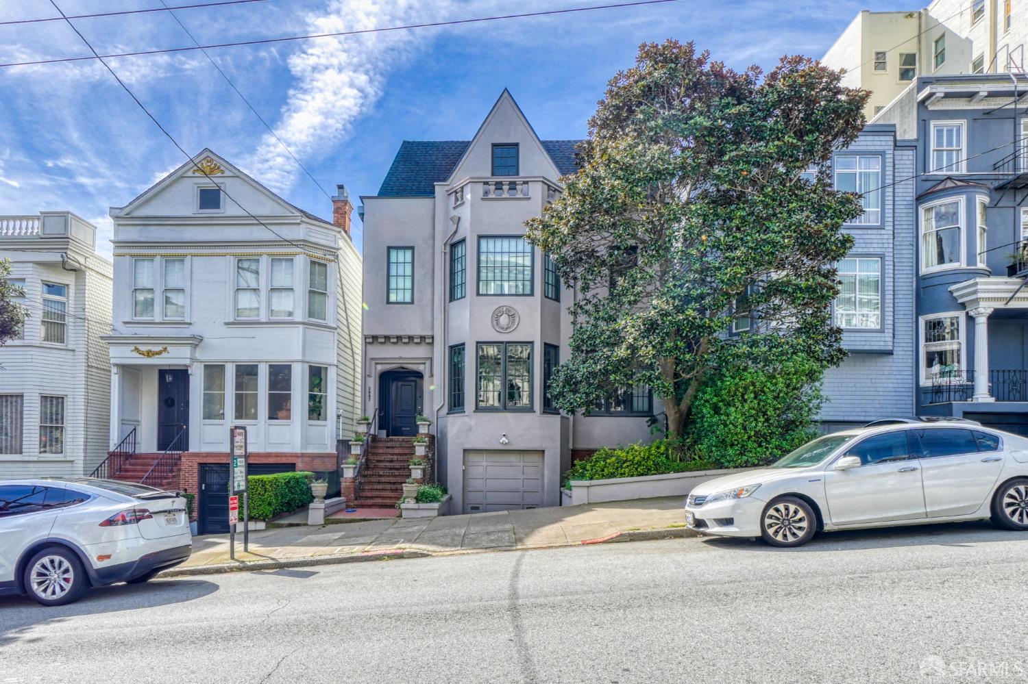 3007 Jackson Street