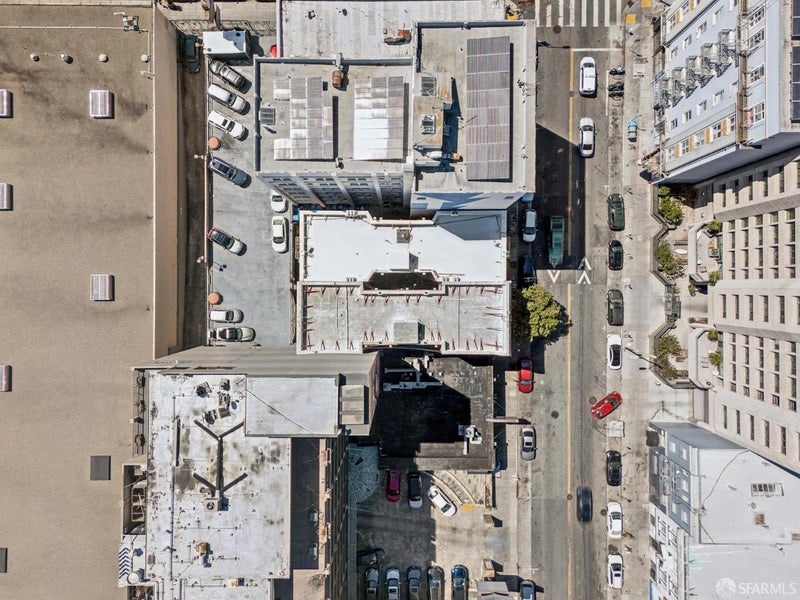 669 Ellis Street