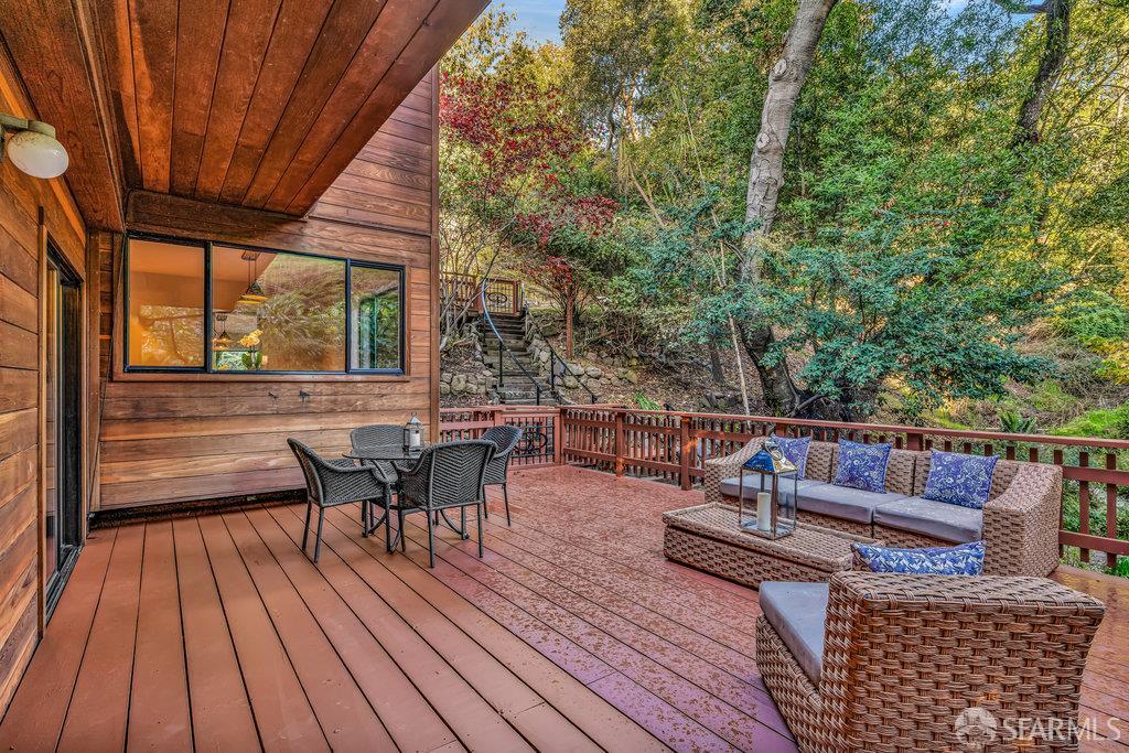 Oakland, California 94610, United States, 4 Bedrooms Bedrooms, ,3 BathroomsBathrooms,Residential,Active,247246