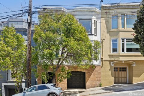 Property photo of 677 Castro Street 3, San Francisco, CA 94114