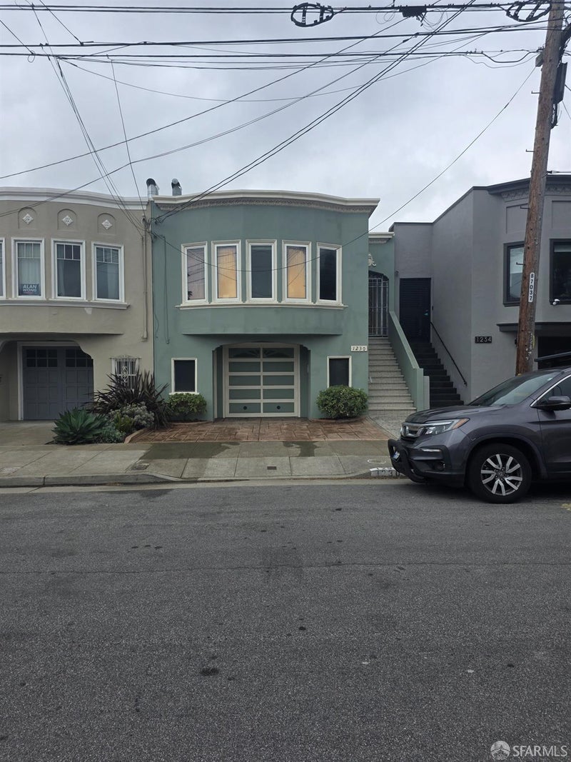 1230 40th Avenue
