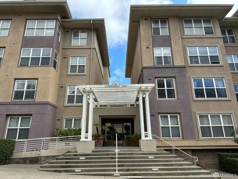 101 Crescent Way Unit 2213, San Francisco, CA 94134 - #: 424062873