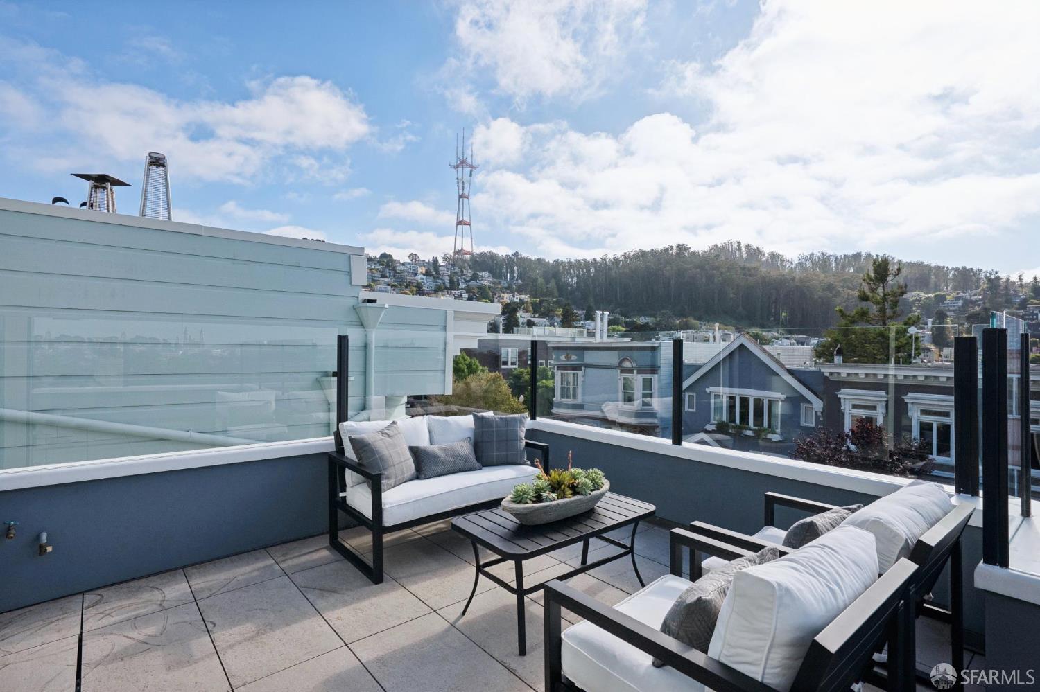 482 Belvedere Street
