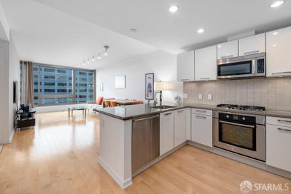 1 Hawthorne Street 10D San Francisco CA 94105