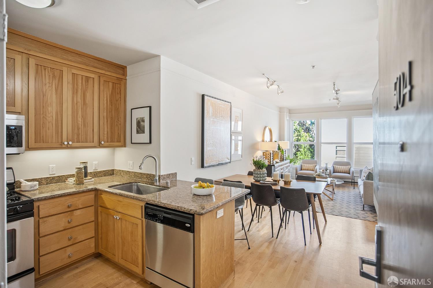 270 Valencia Street 504, San Francisco CA 94103