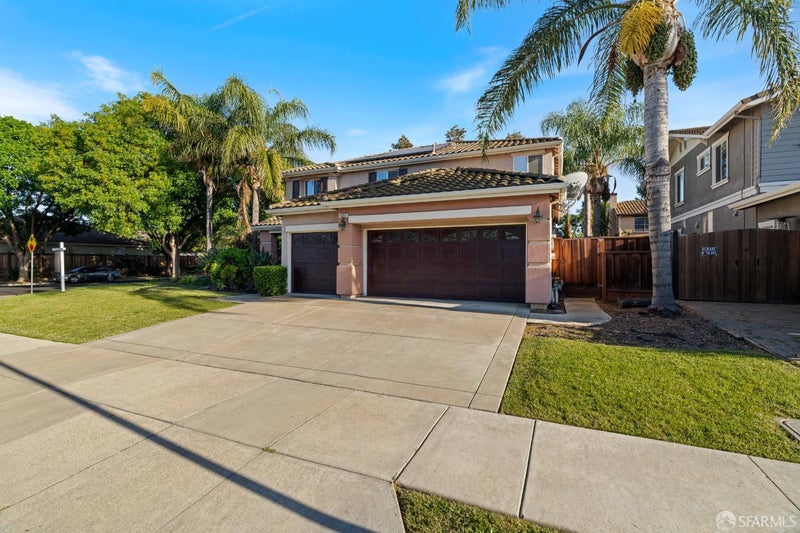 600 Coconut Court