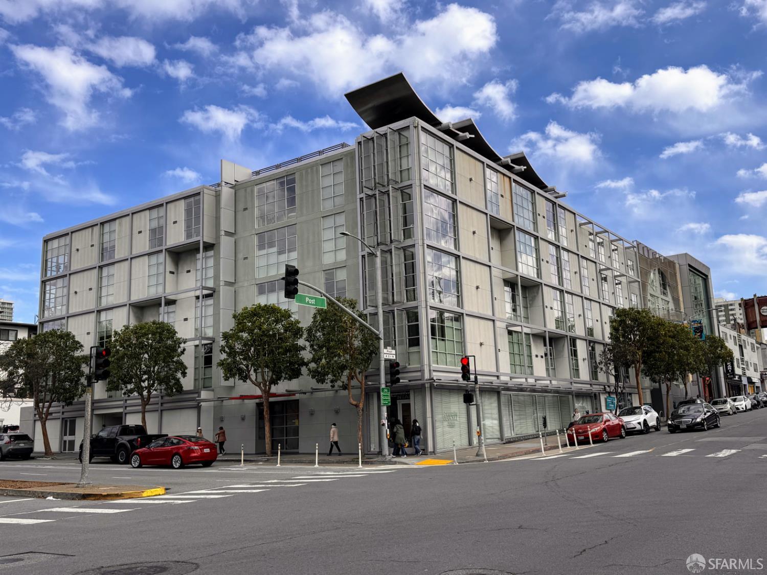 1600 Webster Street C2