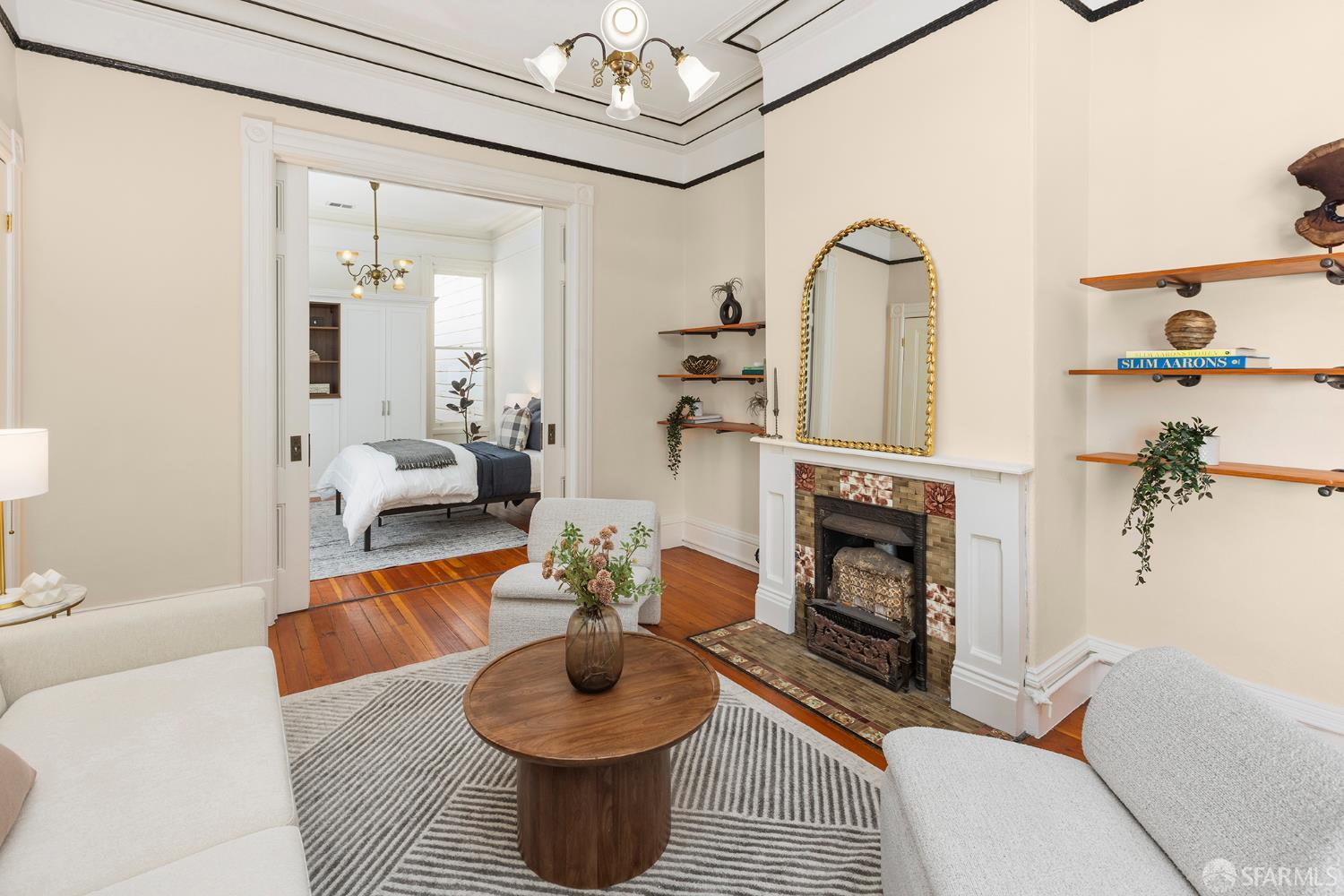 279 Bartlett Street