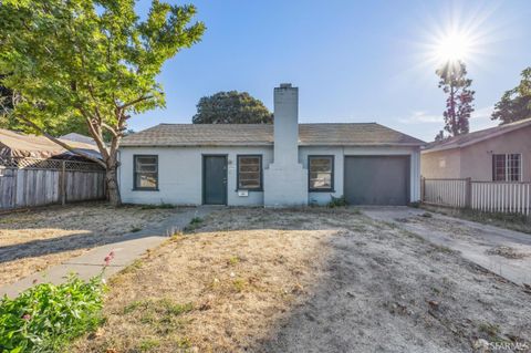 A home in East Palo Alto