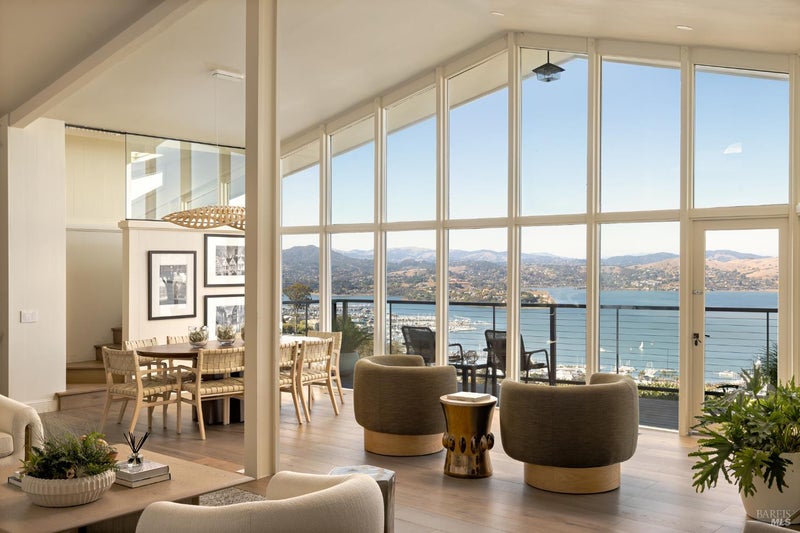 74 Cloud View Road