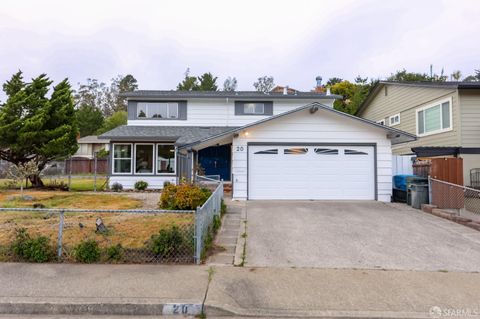 20 Pt Reyes Way, Pacifica, CA 94044 - #: 425035772