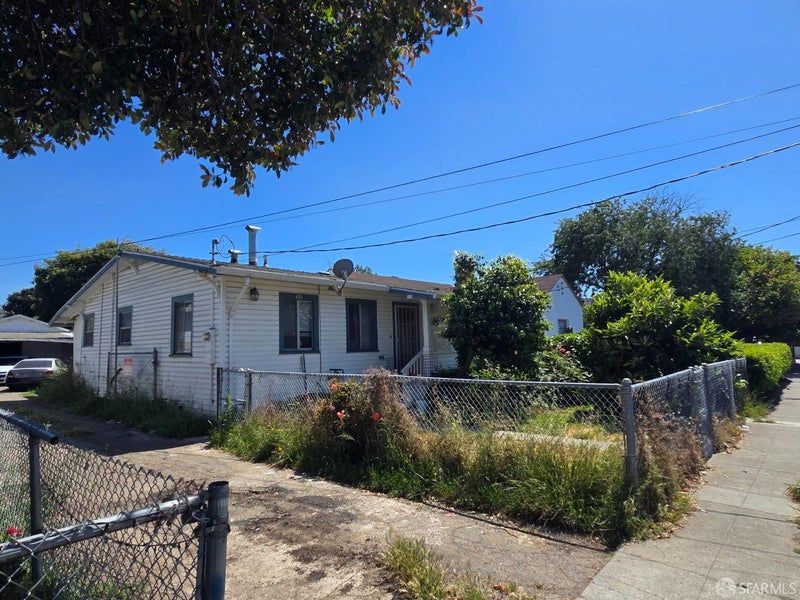 403 Smalley Avenue
