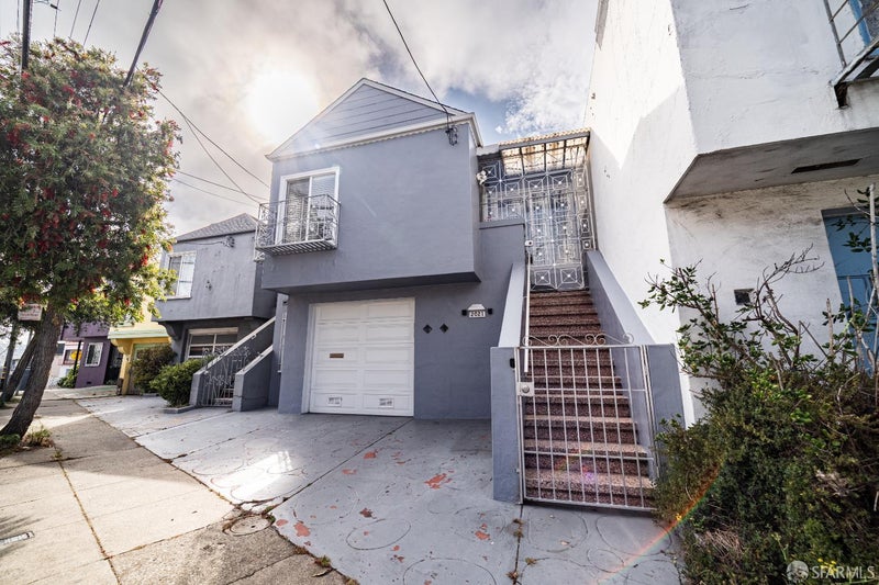 2021 Silver Avenue
