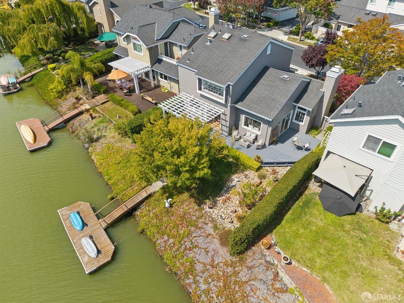 860 Newport Circle
