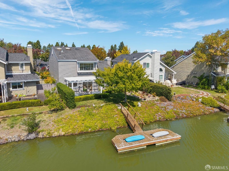 860 Newport Circle