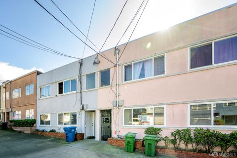 54 Garibaldi Street, Daly City, CA 94014 - #: 426102428