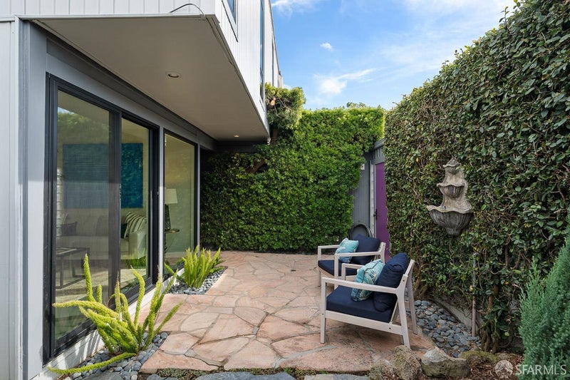 44 Amethyst Way