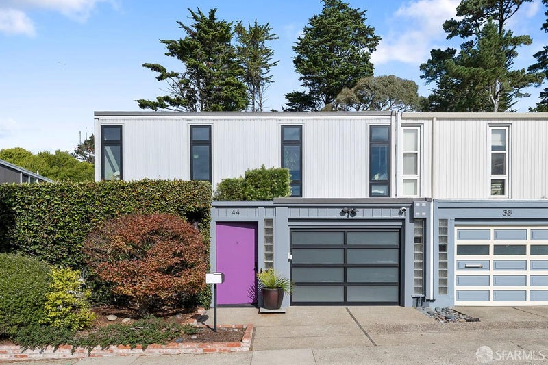 44 Amethyst Way
