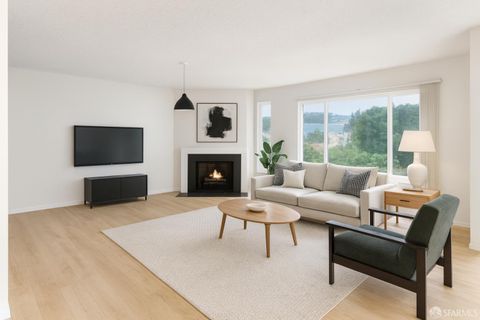 Photo of 618 Clarendon Avenue, San Francisco, CA 94131 (MLS # 425076146)