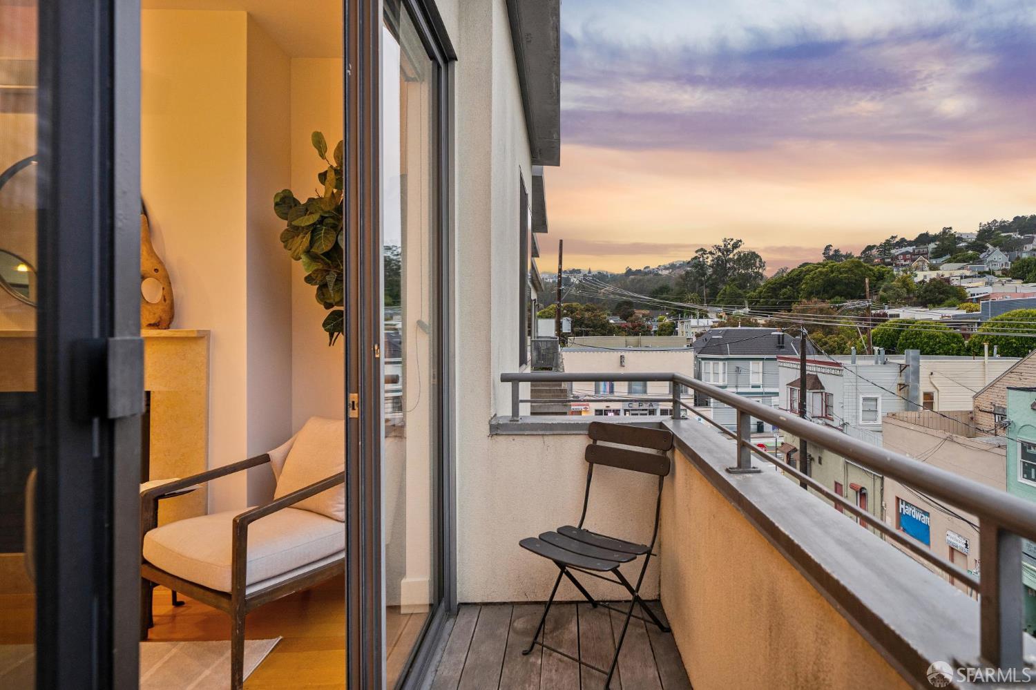 53 Wilder Street 403