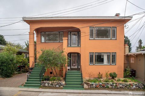 29-33 Armanino Court, Oakland, CA 94618 - #: 425053712