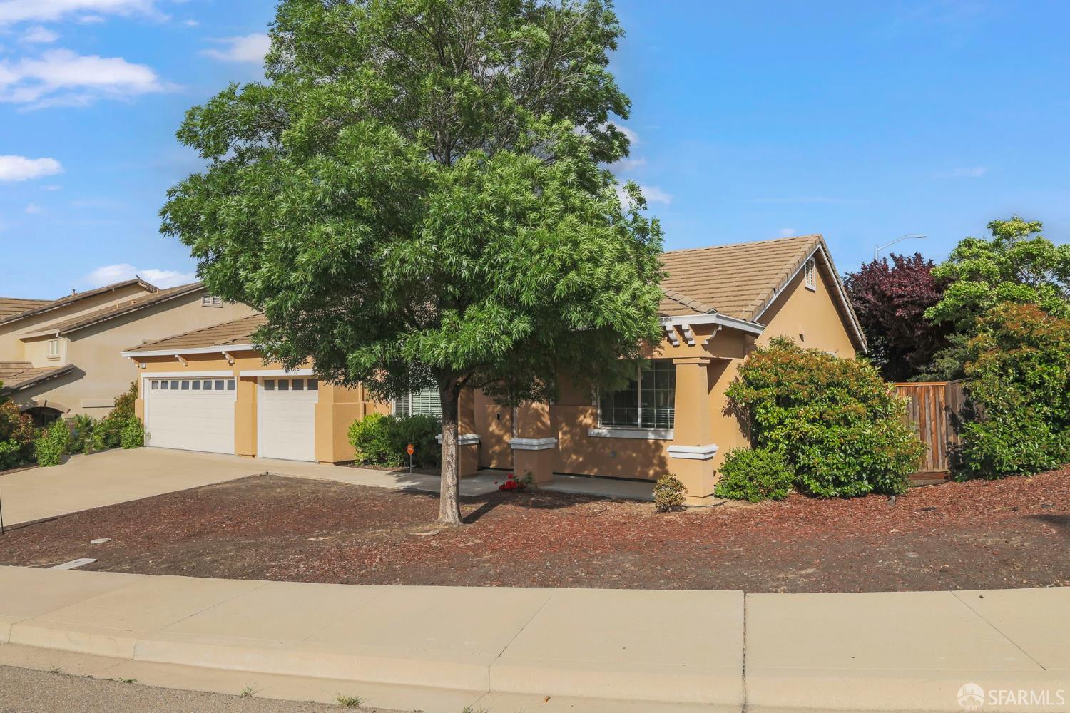 3801 Pintail Drive