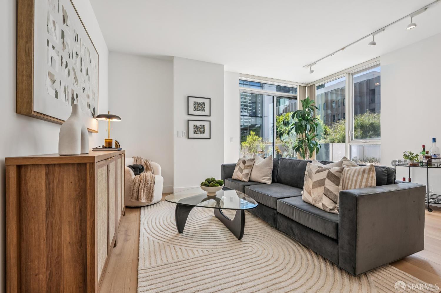 631 Folsom Street 2B