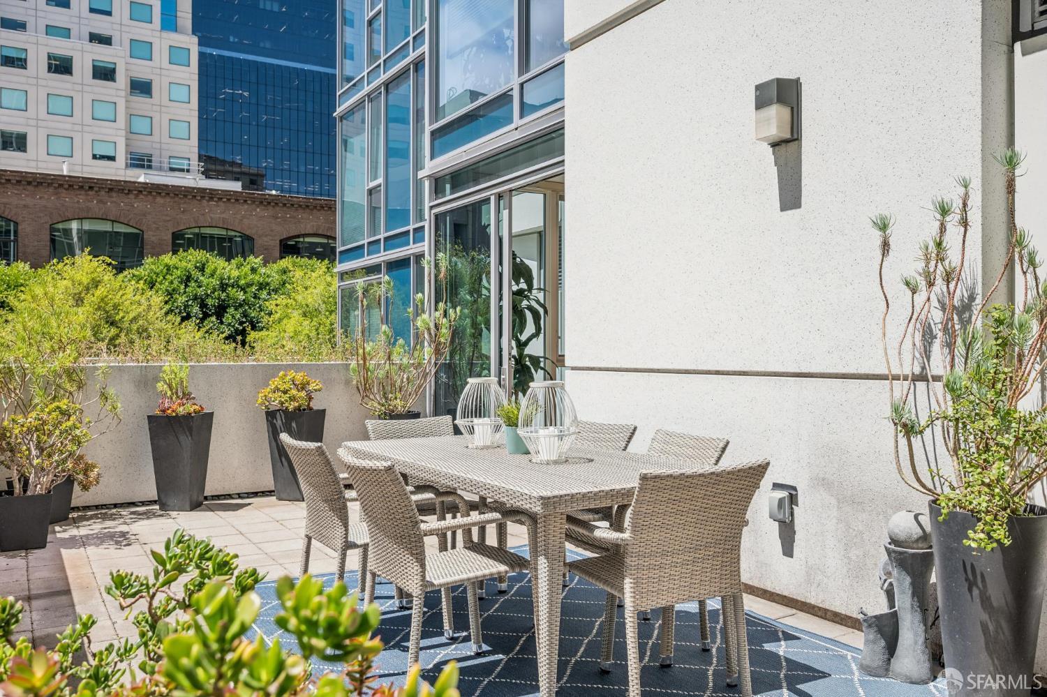 631 Folsom Street 2B