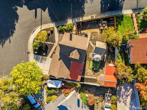 A home in El Sobrante