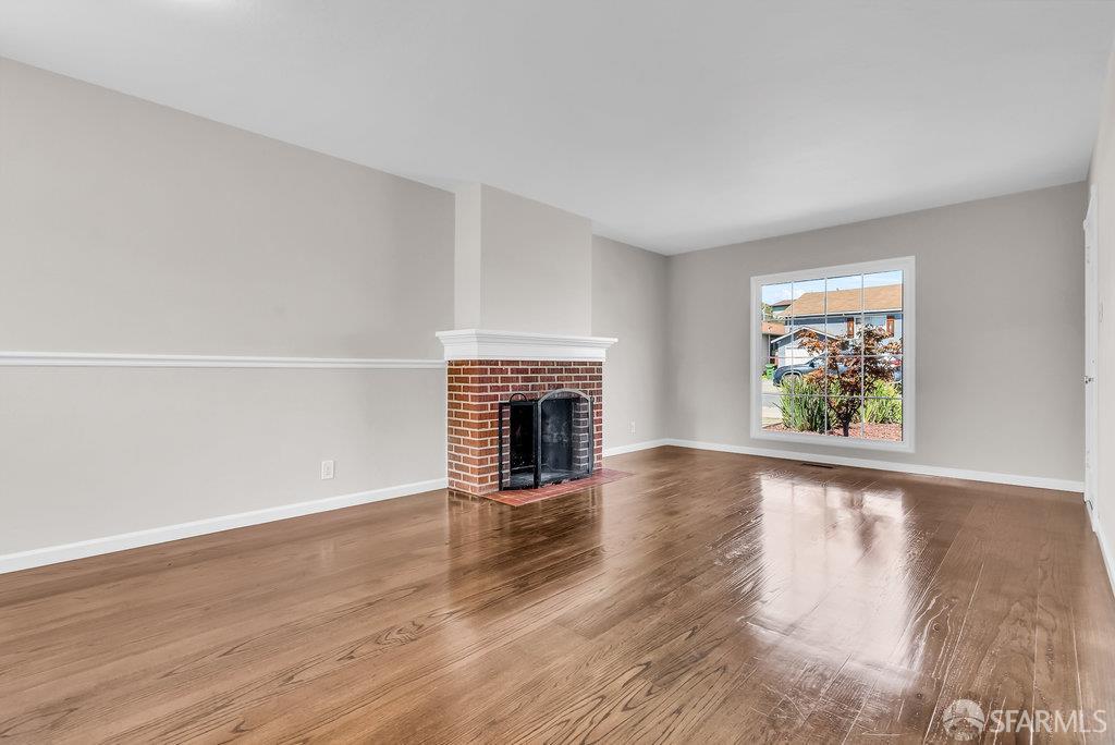 El Cerrito, California 94530, United States, 3 Bedrooms Bedrooms, ,1 BathroomBathrooms,Residential,Pending,188147