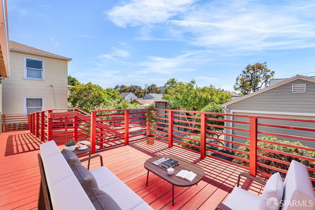 El Cerrito, California 94530, United States, 3 Bedrooms Bedrooms, ,1 BathroomBathrooms,Residential,Pending,188147