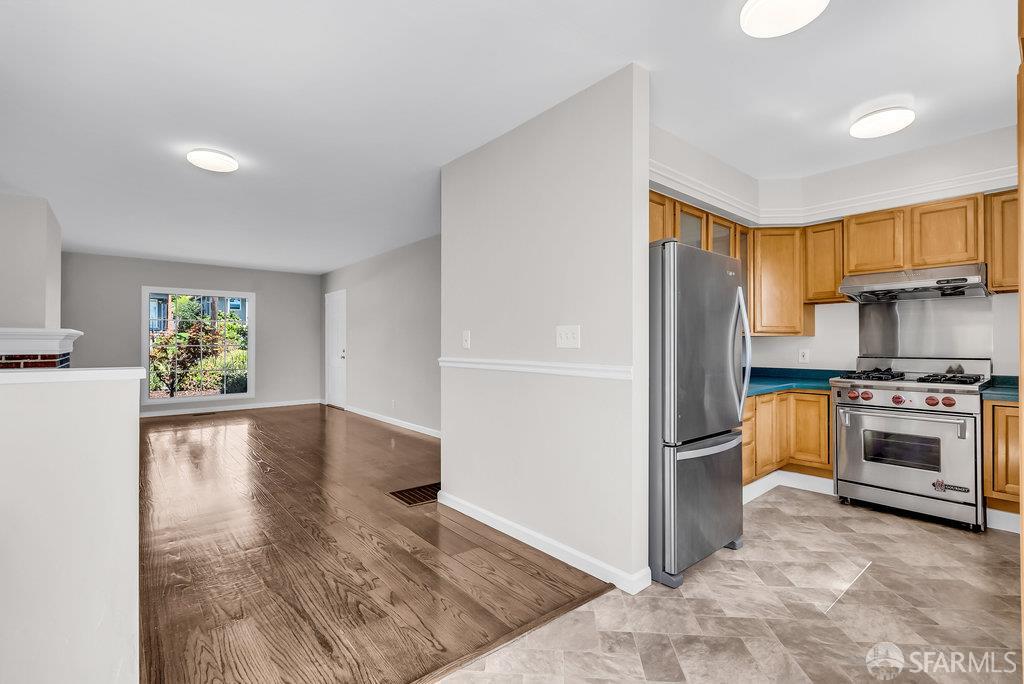 El Cerrito, California 94530, United States, 3 Bedrooms Bedrooms, ,1 BathroomBathrooms,Residential,Pending,188147